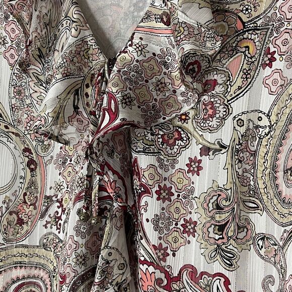 White House Black Market Paisley Print Ruffle Shell Tank Top Blouse Size M - Picture 4 of 7